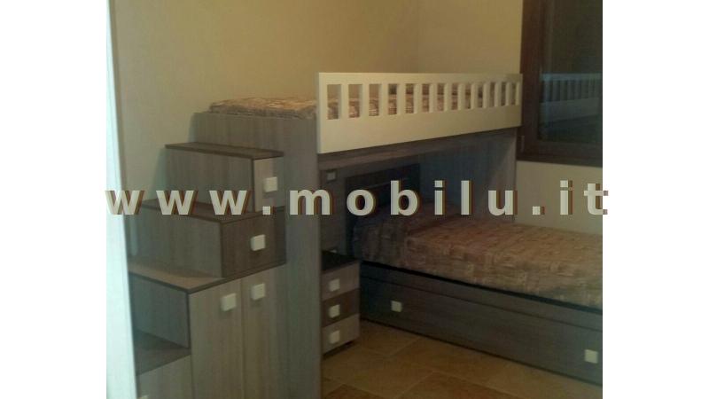 Camerette e camerette per bambibi Lecce e provincia in legno con colori vivaci e armadio