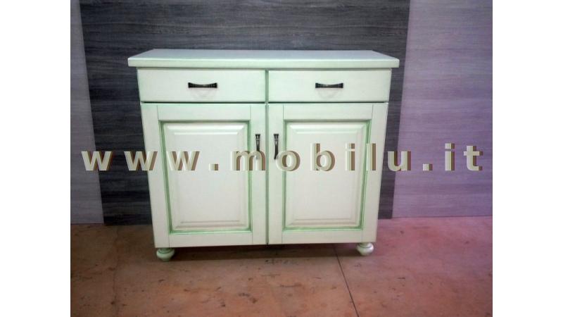 Complementi di arredo in Lecce e provincia Armadio multiuso in legno