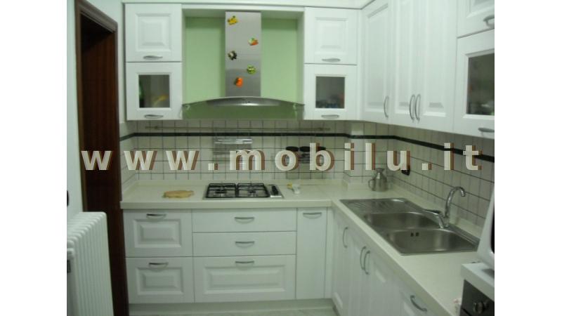Cucine componibili Lecce e provincia realizzate in legno di frassino
