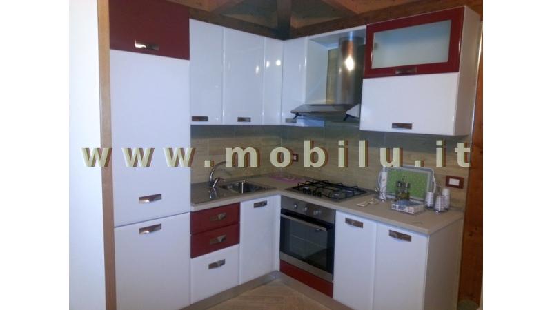 Cucine componibili Lecce e provincia realizzate in listellare Rovere