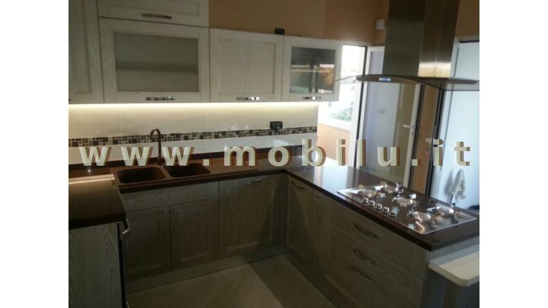 Cucine componibili Lecce e provincia realizzate in novolegno laccato bianco